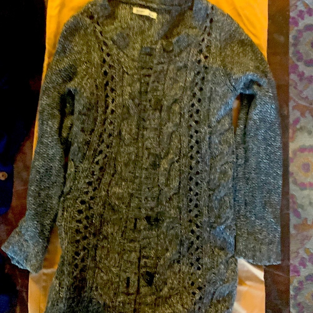 Cozy heather gray cable knit sweater